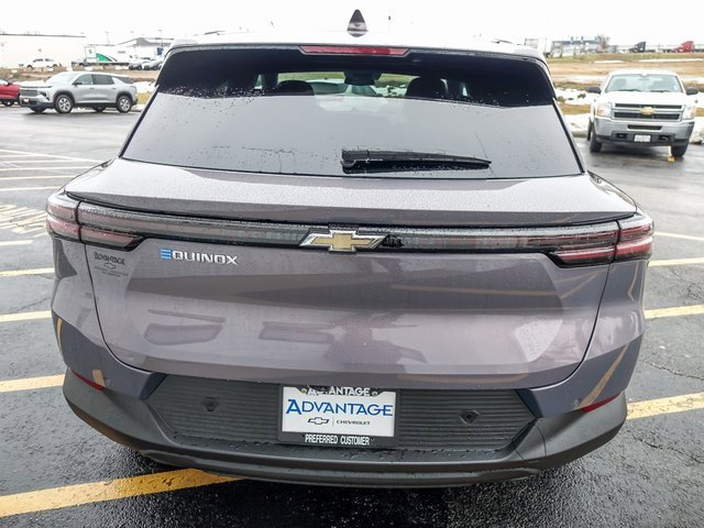 New 2026 Chevrolet Equinox EV LT image 7