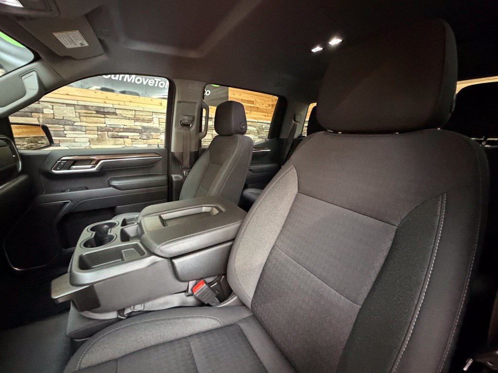 Used 2023 Chevrolet Silverado 1500 LT AWD/4WD image 12