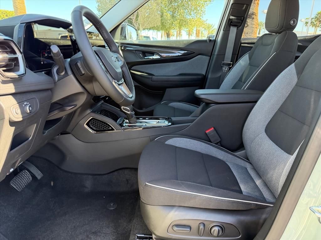 New 2026 Chevrolet TrailBlazer LT w/ Convenience Package FWD image 5