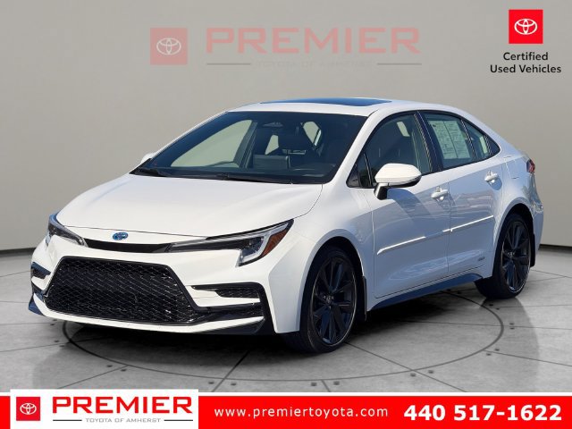Certified 2025 Toyota Corolla SE w/ SE Premium Package AWD/4WD image 1