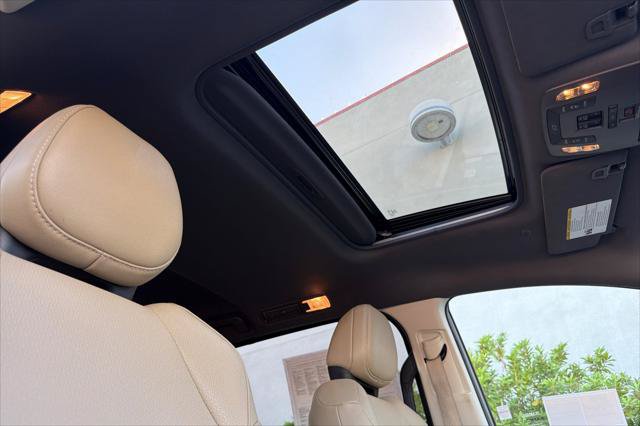 Certified 2023 Toyota Sienna XLE FWD image 18