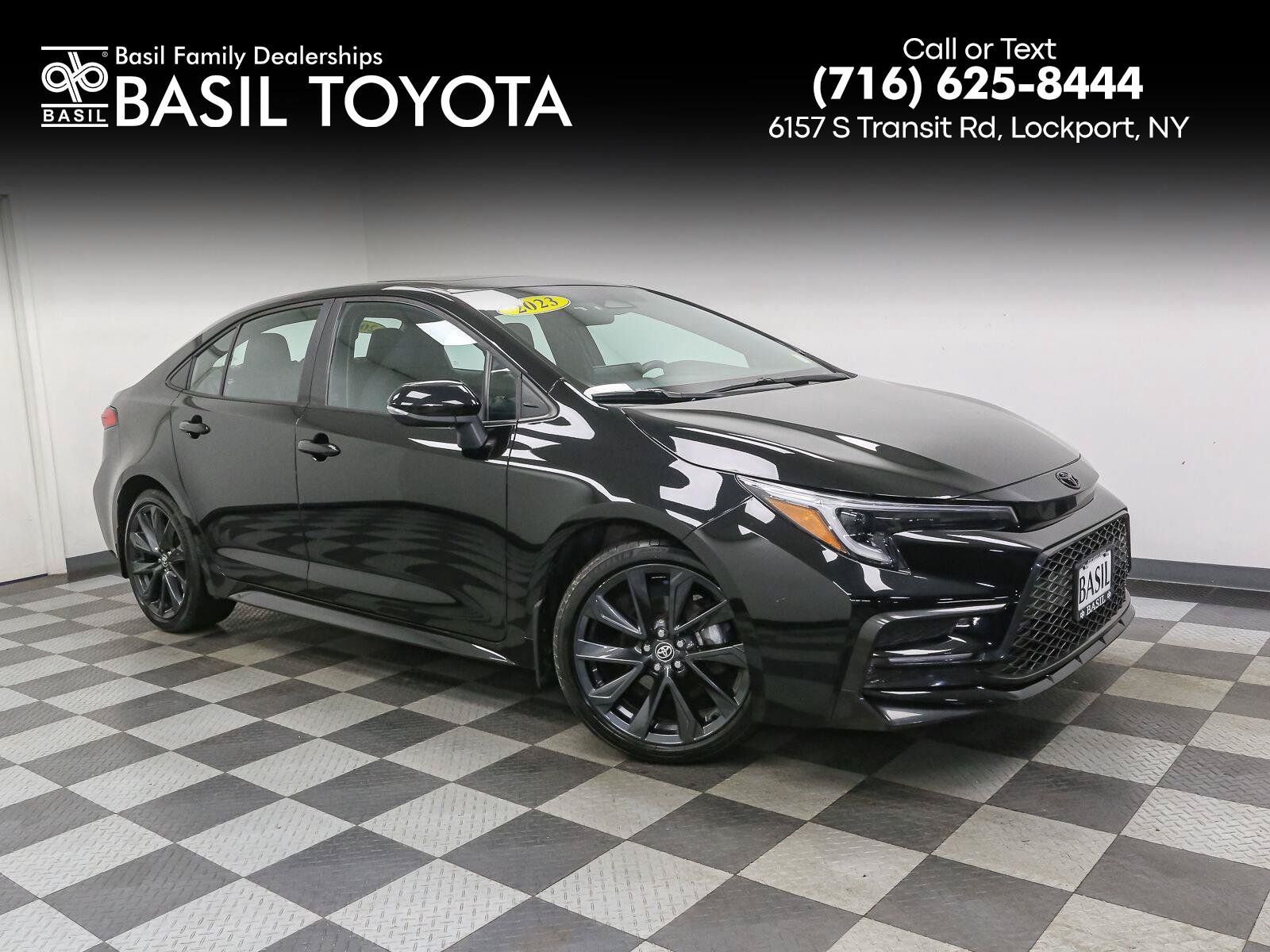 Used 2023 Toyota Corolla SE w/ SE Premium Package FWD image 1