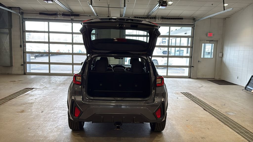 Used 2024 Subaru Crosstrek 2.0i Premium image 16