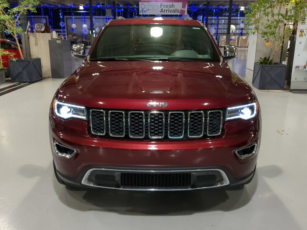 Used 2020 Jeep Grand Cherokee Limited w/ Premium Lighting Group AWD/4WD image 3