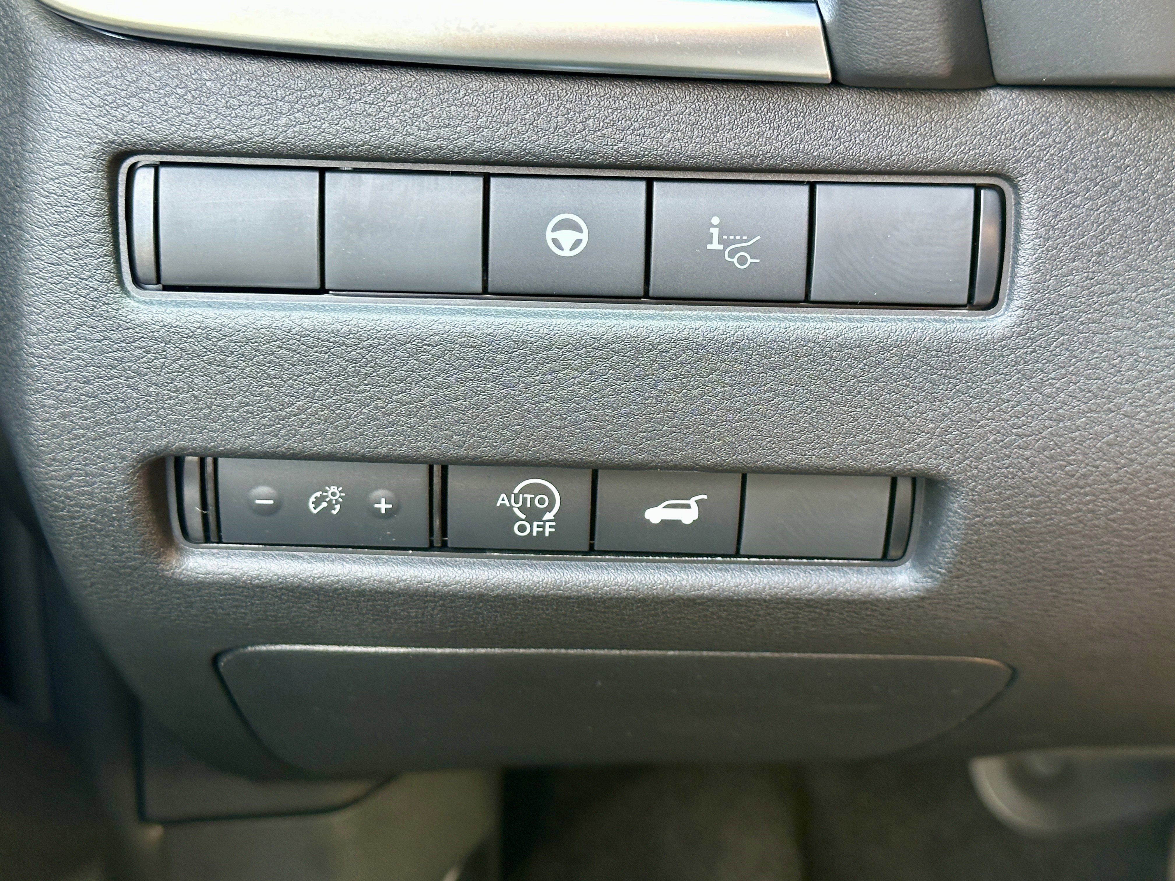 New 2026 Nissan Rogue Platinum image 28