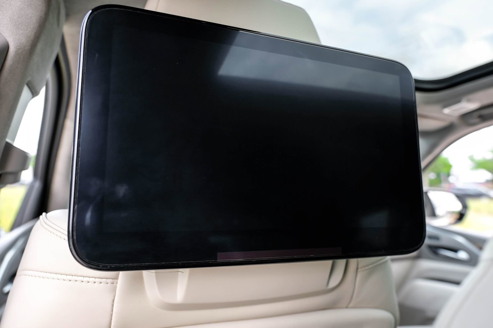 Used 2021 Cadillac Escalade Sport Platinum AWD/4WD image 43