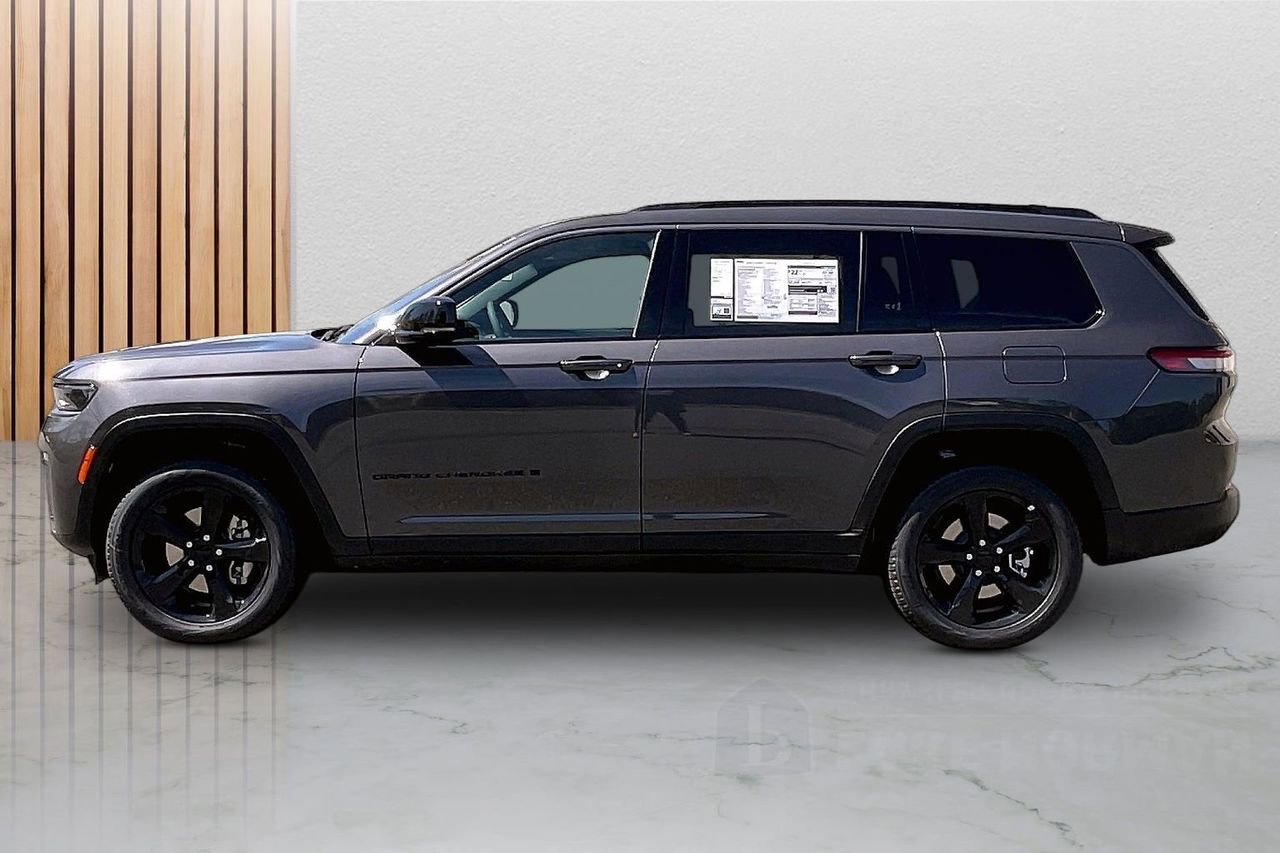 New 2026 Jeep Grand Cherokee L Limited AWD/4WD image 5