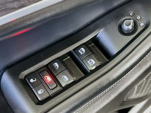 Used 2024 Jeep Grand Cherokee L Limited w/ Luxury Tech Group II image 21