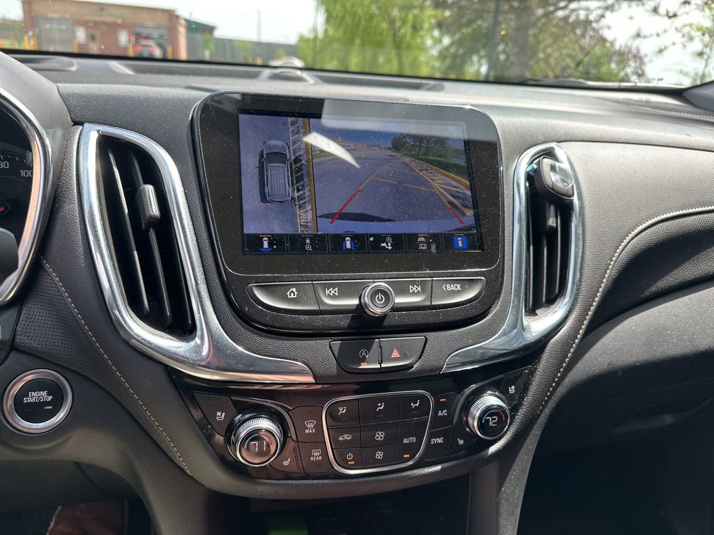 Used 2023 Chevrolet Equinox Premier AWD/4WD image 10