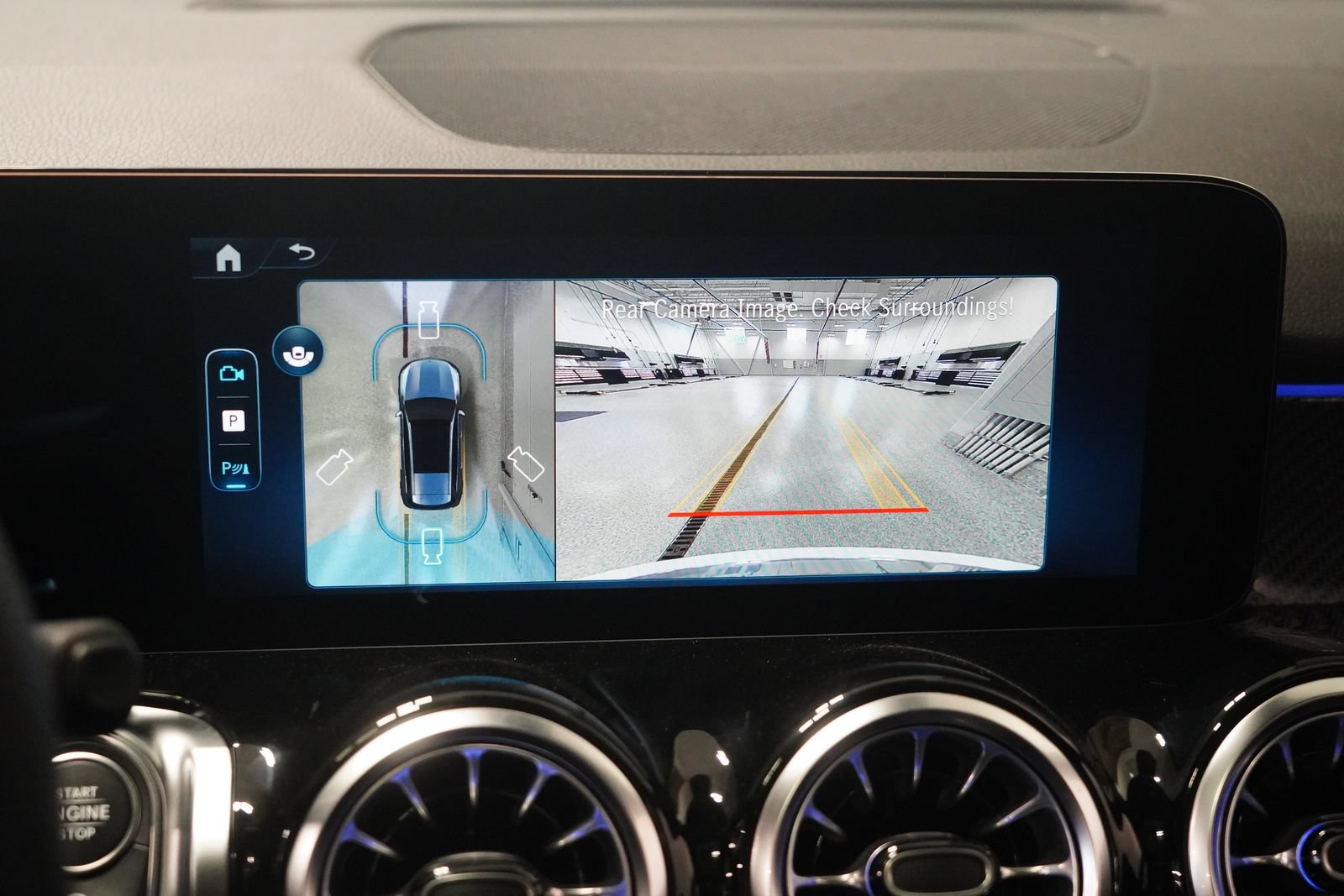 New 2026 Mercedes-Benz GLB 250 4MATIC image 26