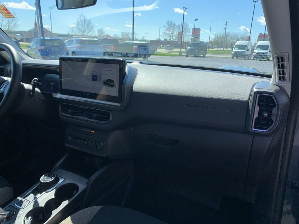 Used 2025 Ford Bronco Sport Big Bend image 16