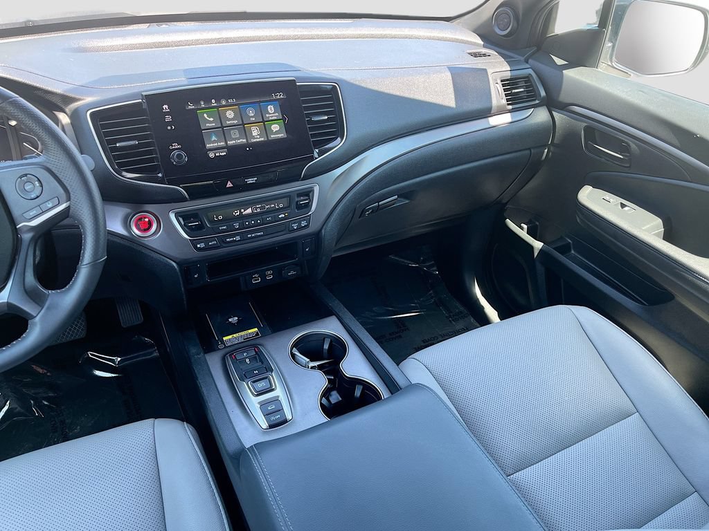 Used 2025 Honda Passport EX-L image 23