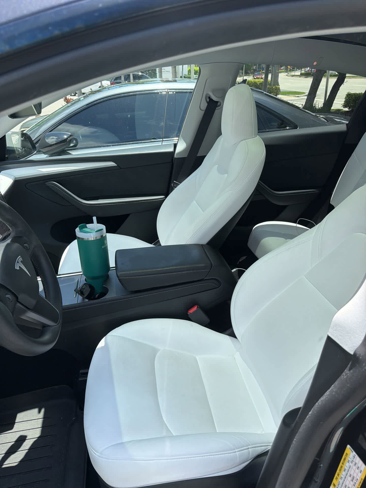 Used 2024 Tesla Model Y Long Range AWD/4WD video 2