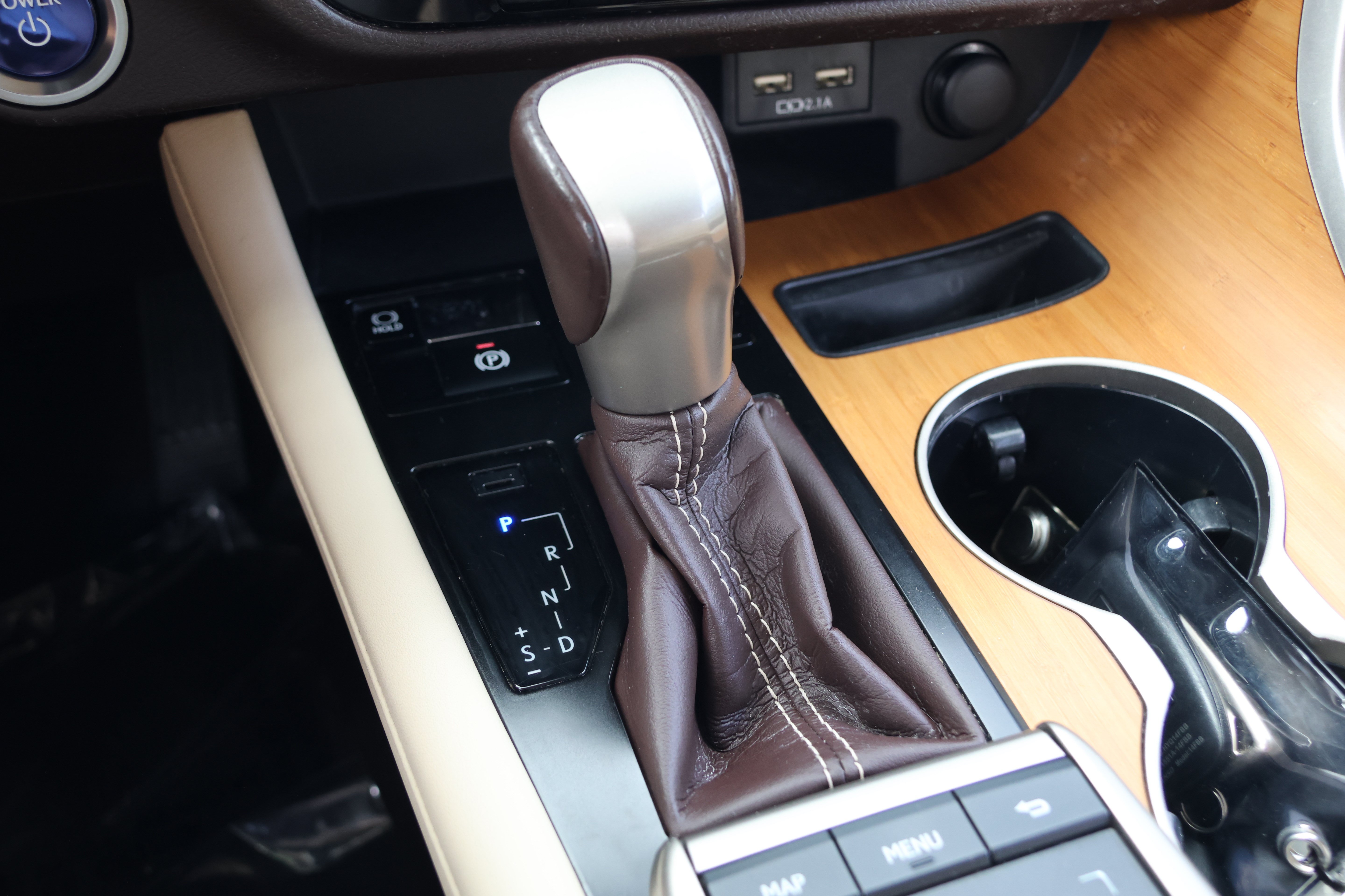 Used 2020 Lexus RX 450h AWD w/ Premium Package image 27