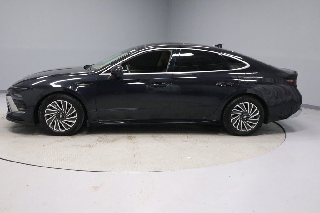 Certified 2024 Hyundai Sonata Limited image 9