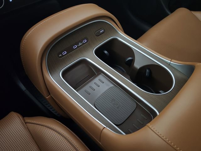 Certified 2026 Hyundai Palisade Calligraphy AWD/4WD image 23