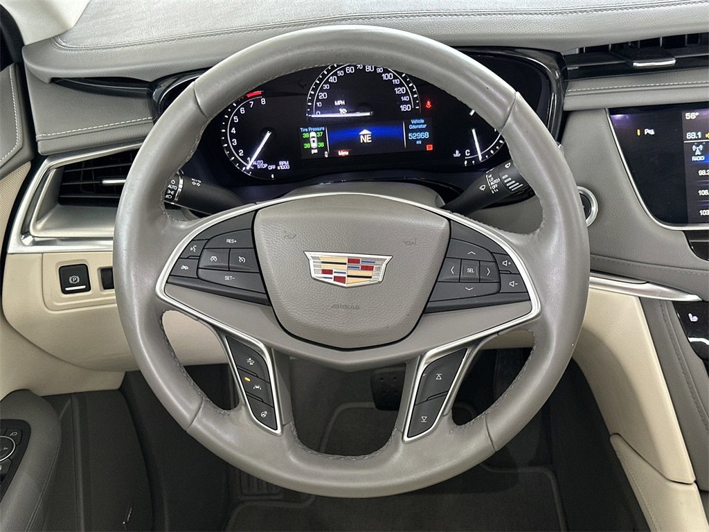 Used 2017 Cadillac XT5 Luxury w/ Driver Awareness Package image 14