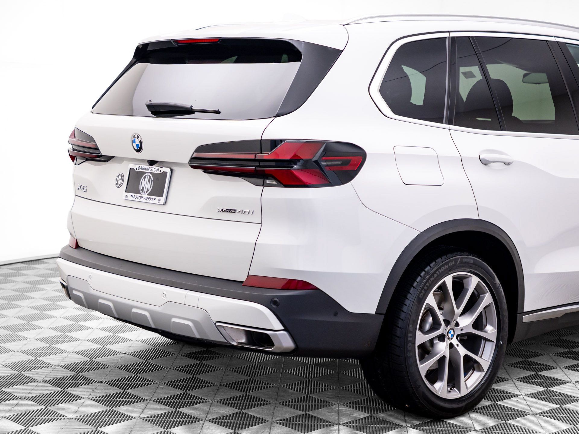 Used 2024 BMW X5 xDrive40i w/ Premium Package AWD/4WD image 30