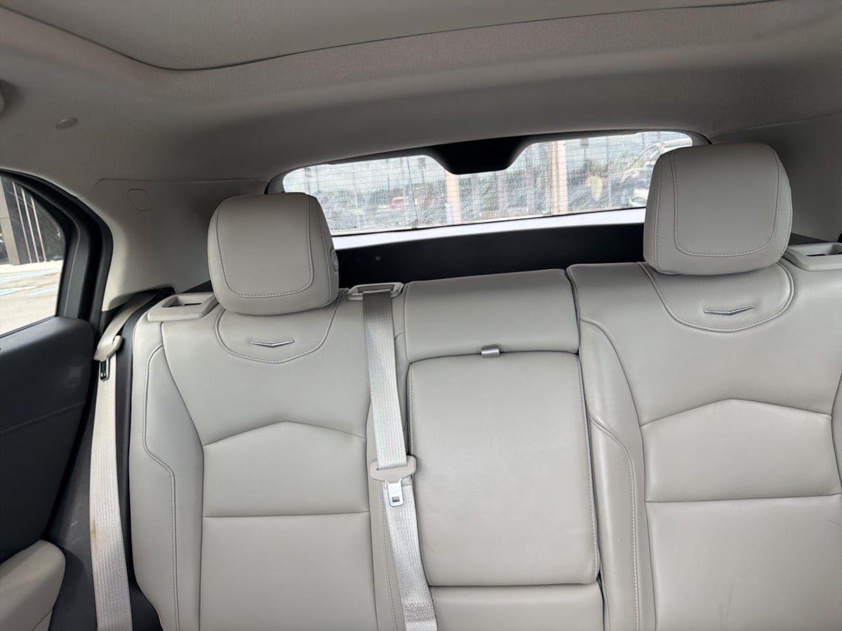 Used 2020 Cadillac XT4 Premium Luxury w/ Cold Weather Package FWD image 7