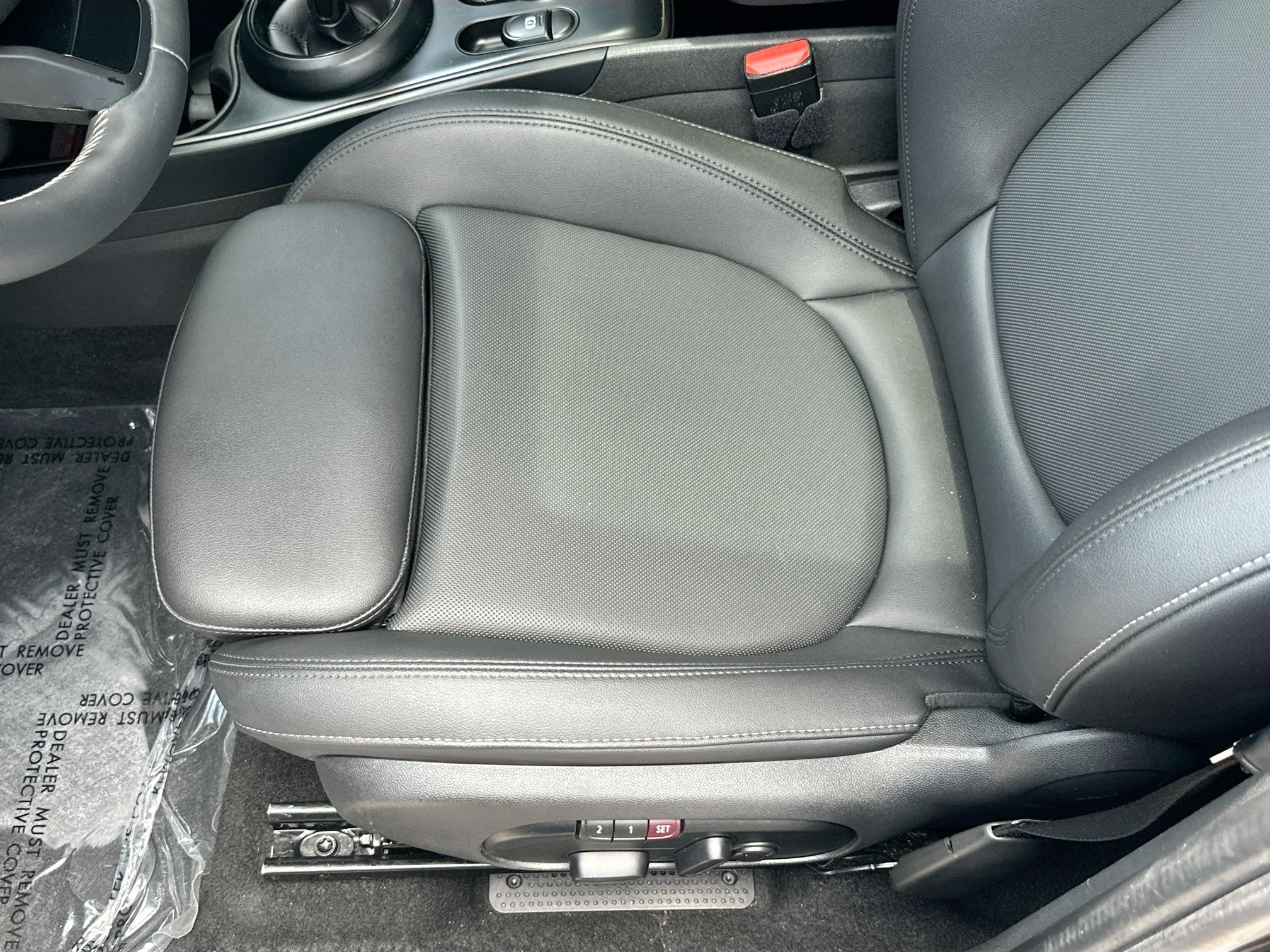 Used 2024 MINI Cooper Countryman S w/ Premium Package FWD image 19