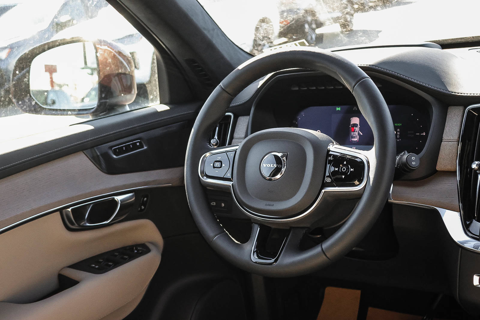New 2026 Volvo XC90 T8 Ultra w/ Lounge Package AWD/4WD image 24