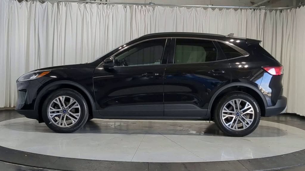 Used 2021 Ford Escape SEL w/ Technology Package AWD/4WD image 6