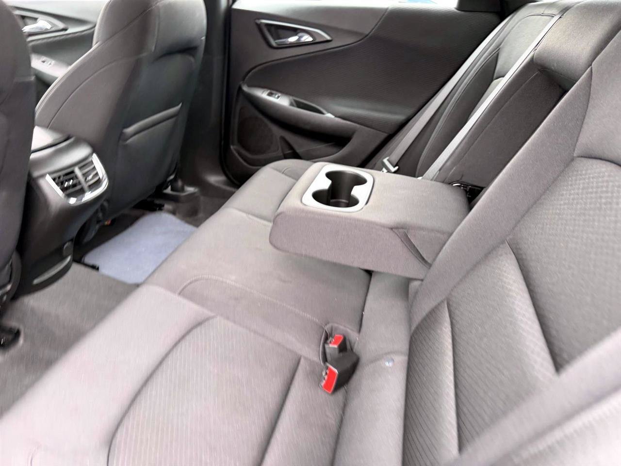 Used 2023 Chevrolet Malibu LT FWD image 14