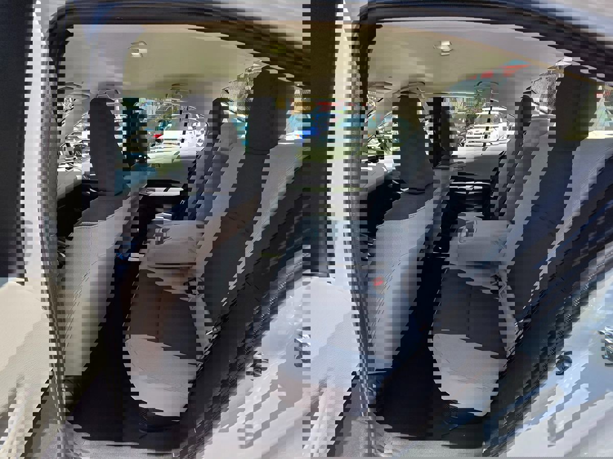 Used 2023 Toyota Corolla LE image 26