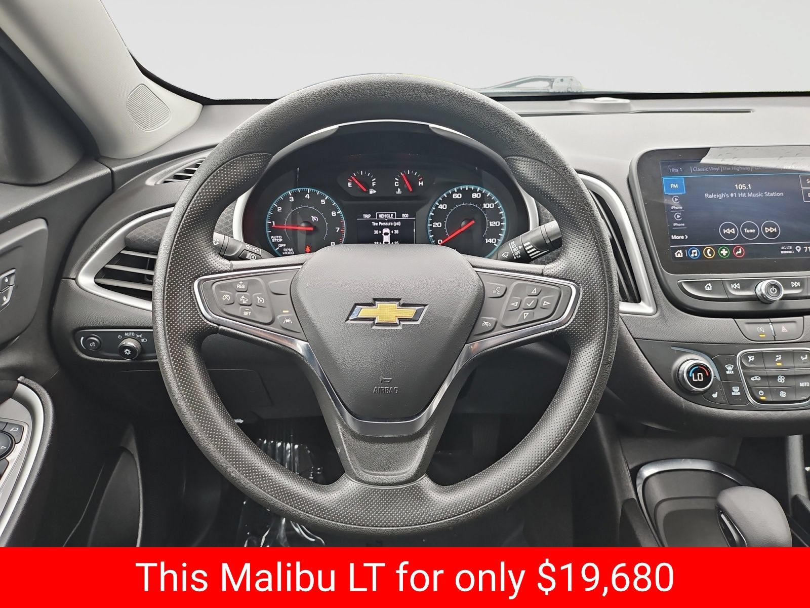 Used 2025 Chevrolet Malibu LT FWD image 44