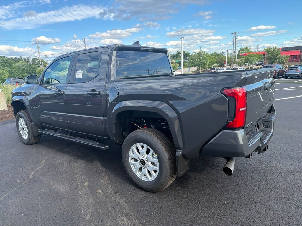 New 2026 Toyota Tacoma SR5 AWD/4WD image 3