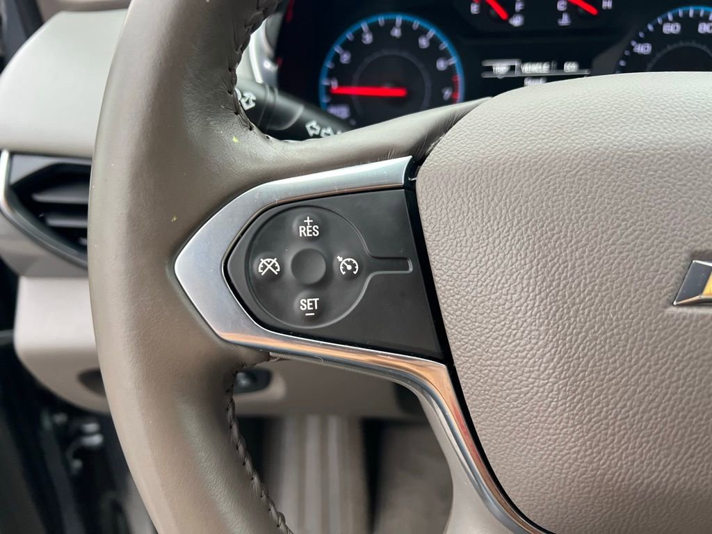 Used 2020 Chevrolet Traverse LT image 40