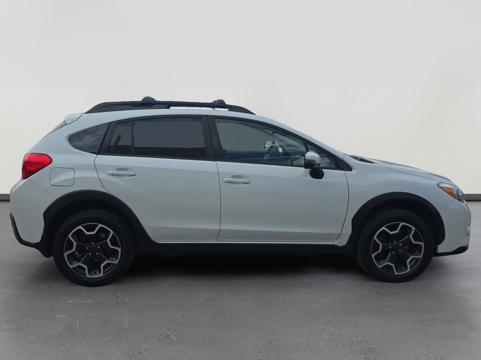 Used 2015 Subaru Crosstrek 2.0i Limited AWD/4WD image 6
