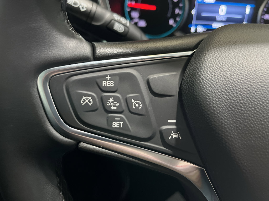 Used 2024 Chevrolet Equinox LT FWD image 18