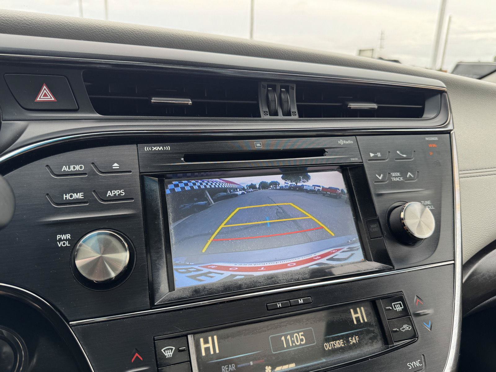 Used 2018 Toyota Avalon Limited FWD image 24