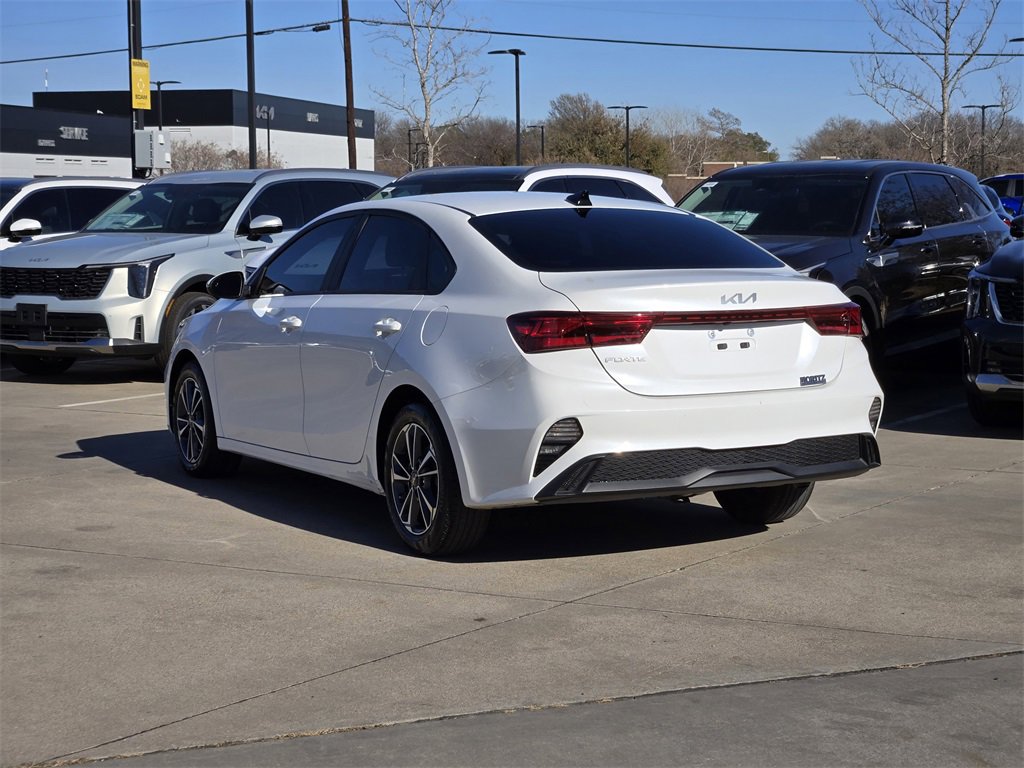Certified 2024 Kia Forte LXS w/ LXS Technology Package image 3