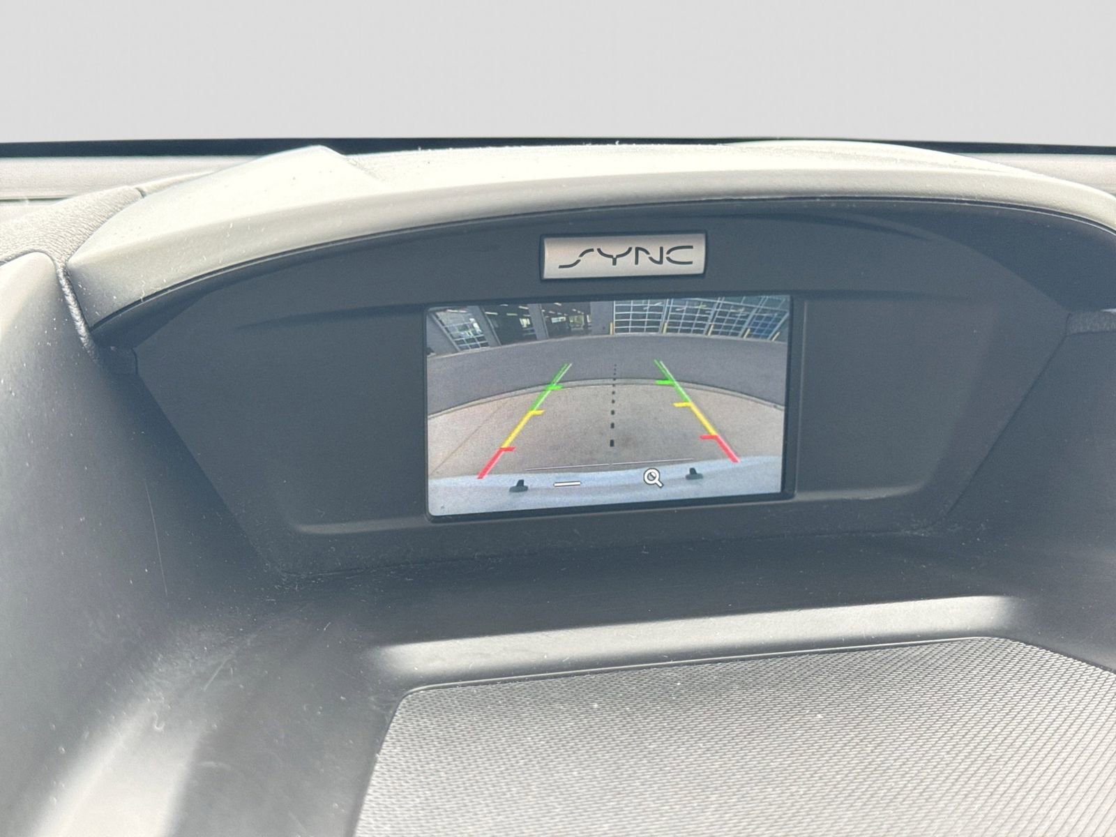 Used 2017 Ford Escape SE FWD image 30