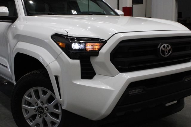 Used 2024 Toyota Tacoma SR5 RWD image 42