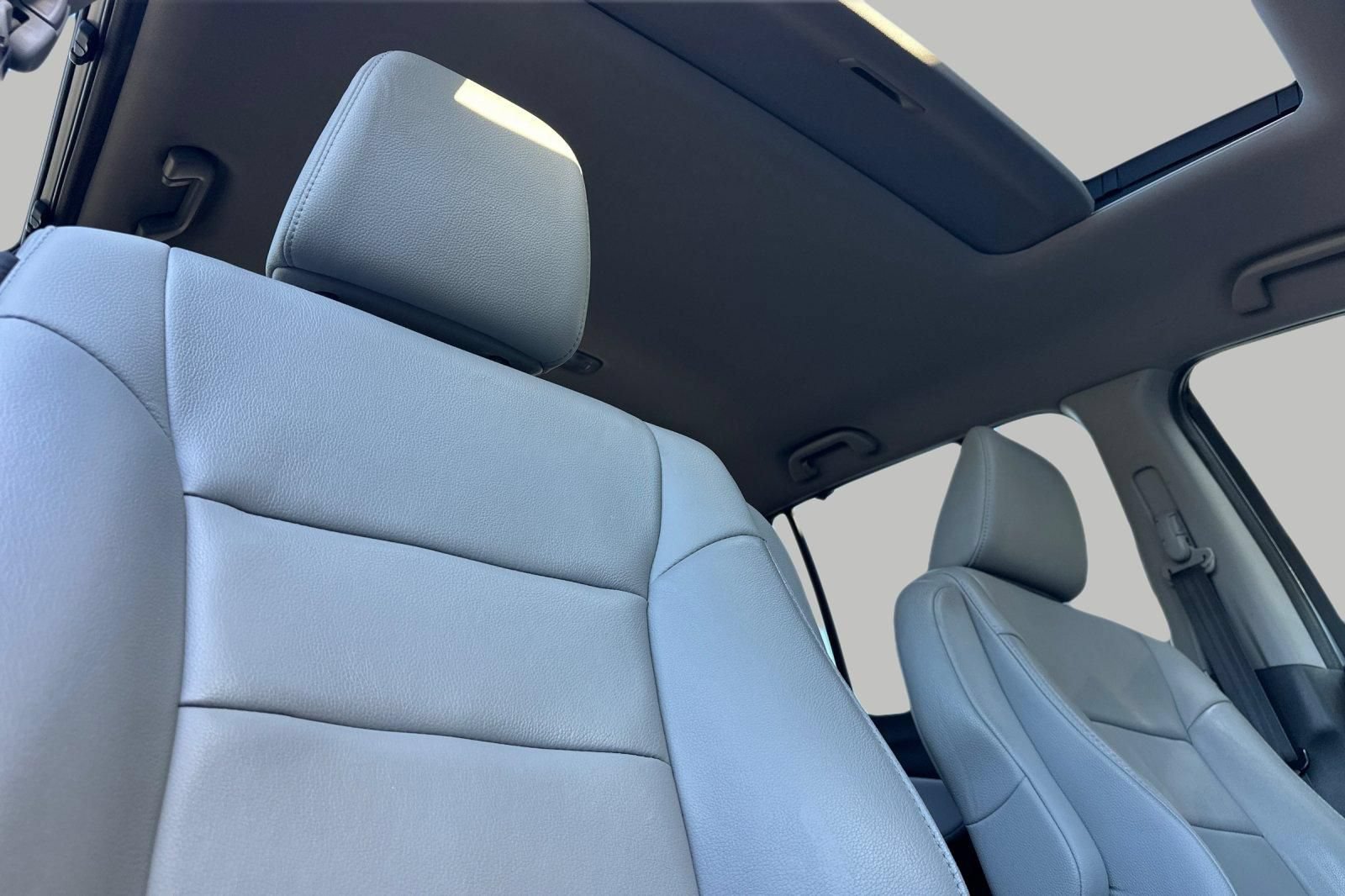 Used 2022 Honda Pilot Special Edition image 16