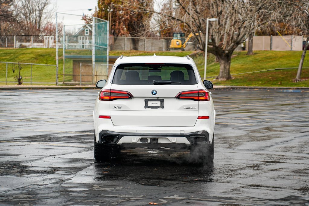 Used 2022 BMW X5 xDrive45e w/ M Sport Package image 6