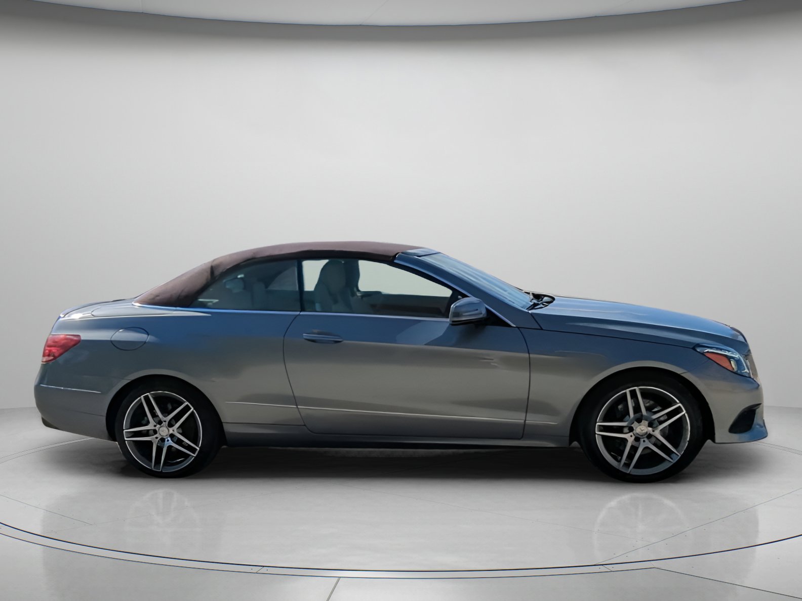 Used 2014 Mercedes-Benz E 350 Cabriolet image 32
