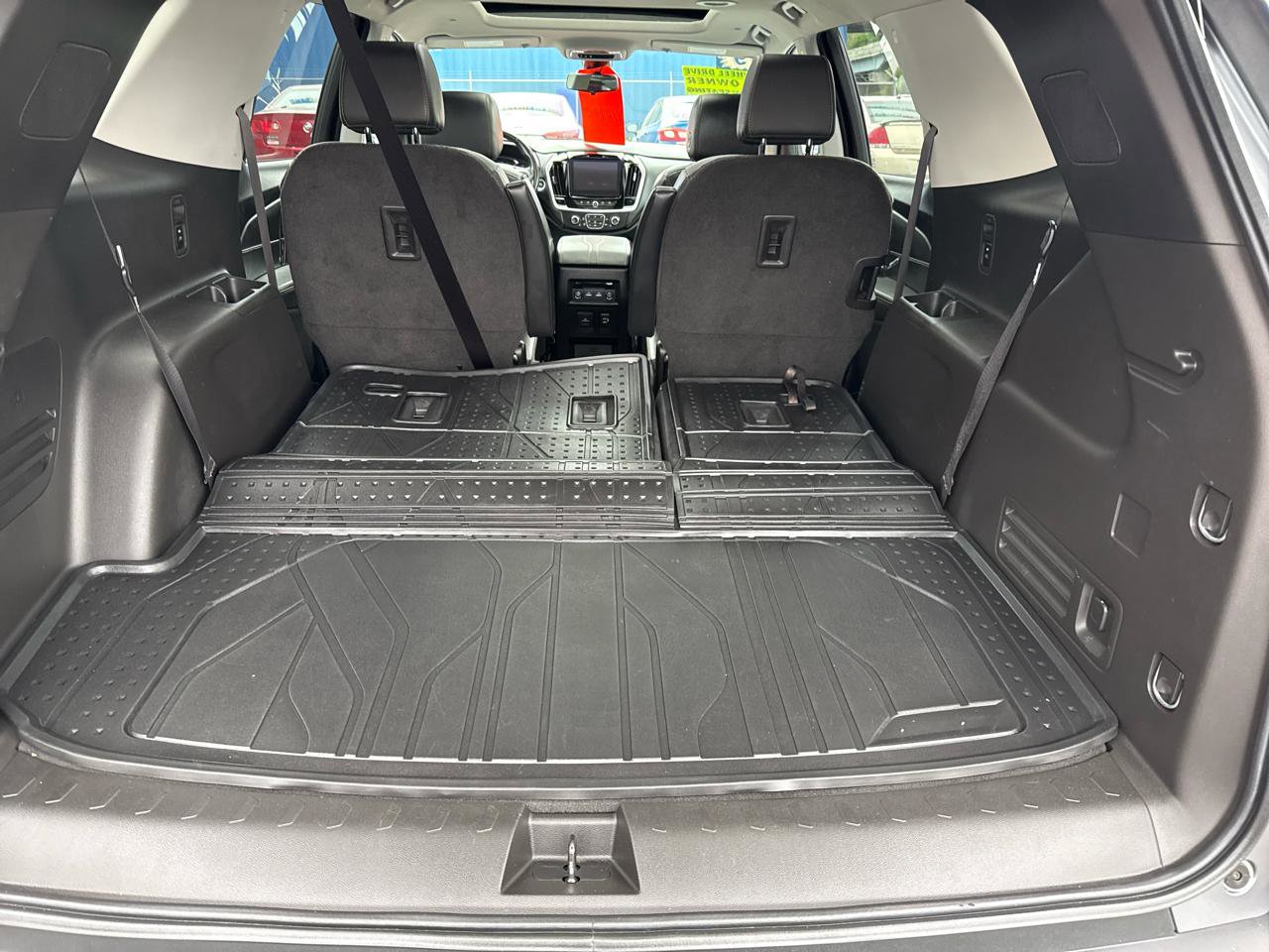 Used 2019 Chevrolet Traverse LT w/ LT Premium Package AWD/4WD image 6