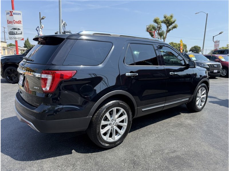 Used 2016 Ford Explorer Limited image 22