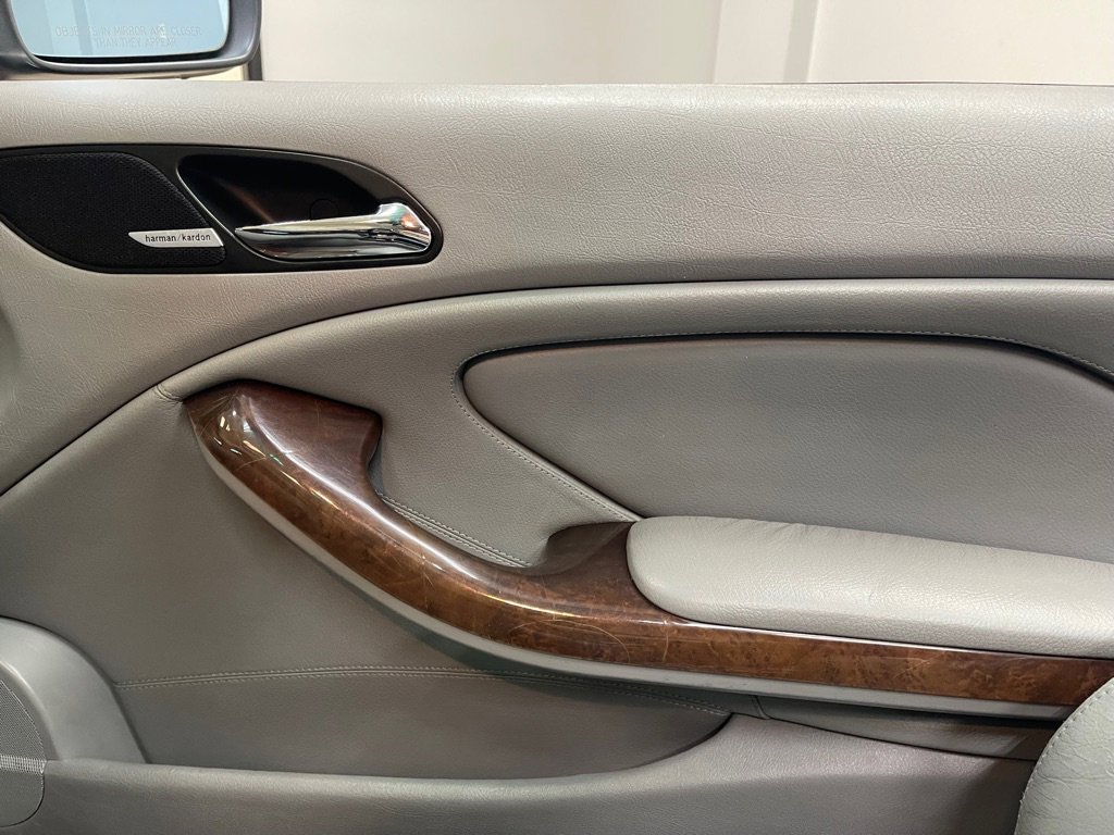 Used 2006 BMW 330Ci Convertible image 34