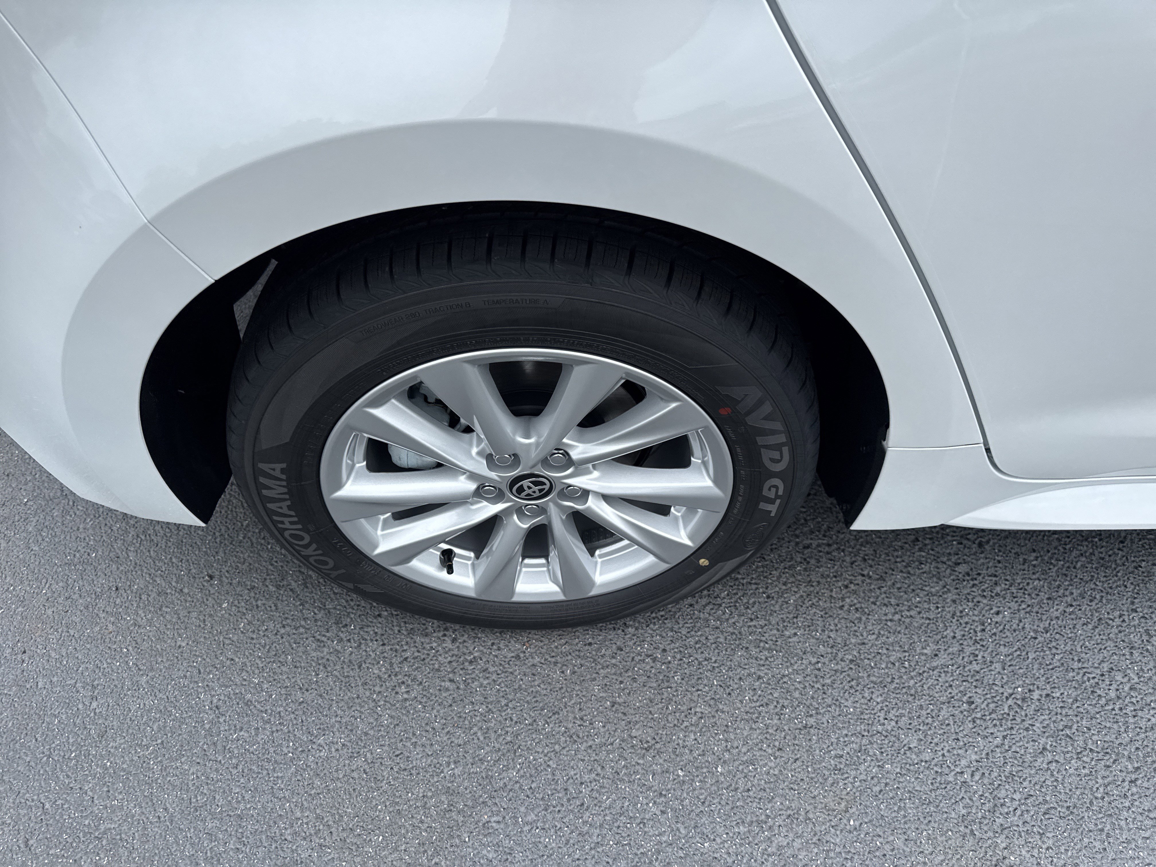 New 2026 Toyota Corolla SE FWD image 11