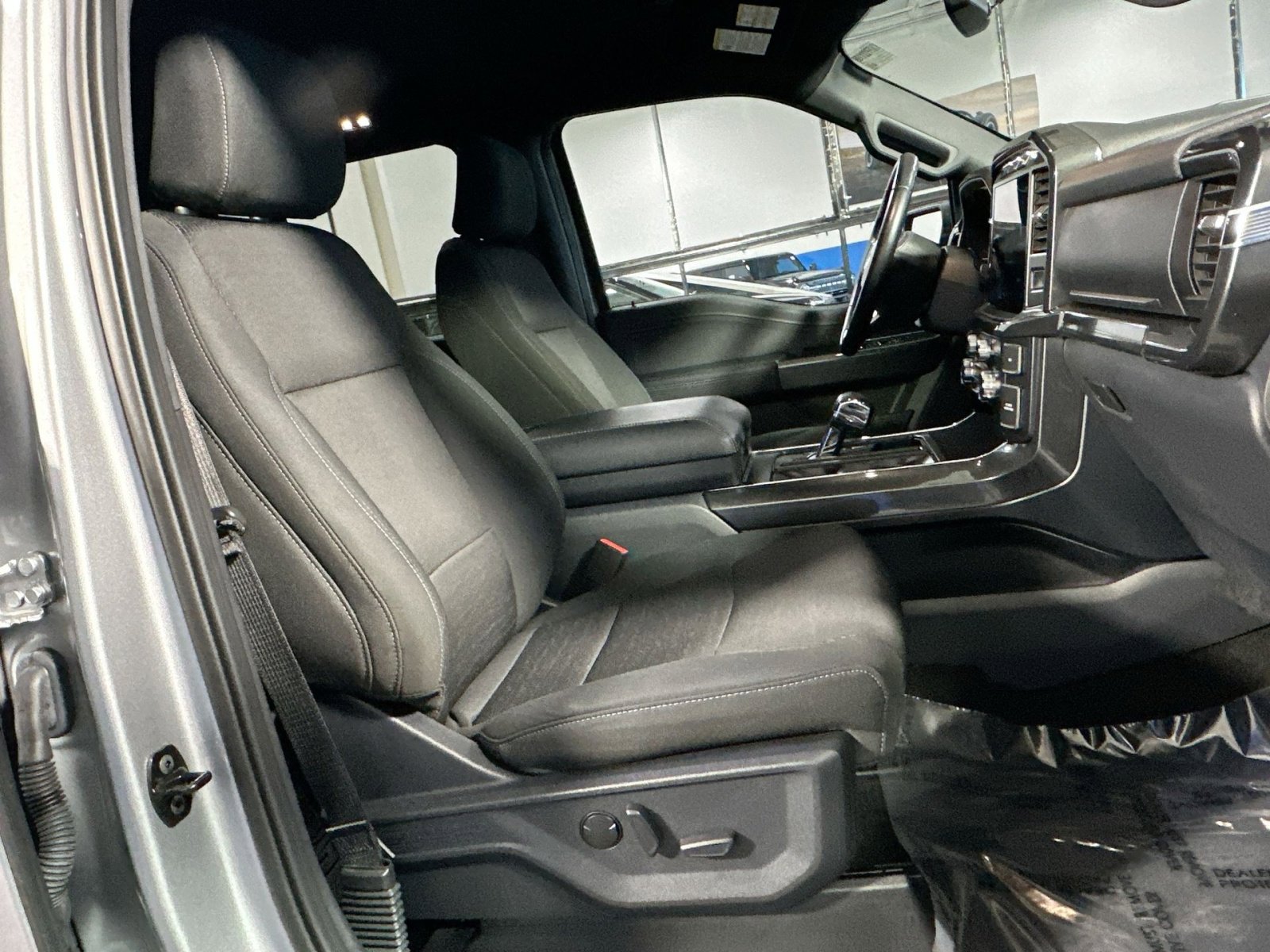 Used 2022 Ford F150 XLT w/ Equipment Group 302A High image 35