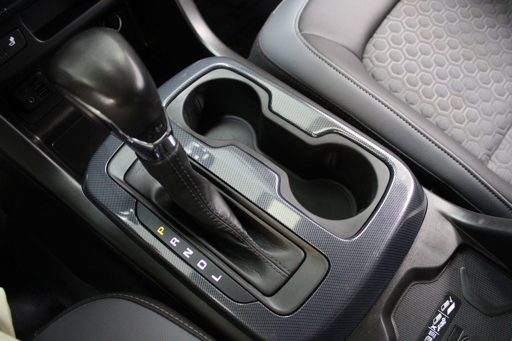 Used 2022 Chevrolet Colorado Z71 image 35