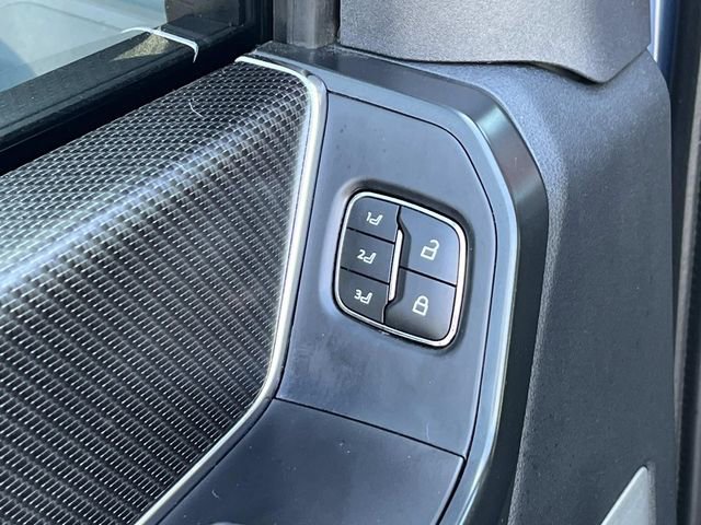 Used 2023 Ford F150 Raptor w/ Raptor Carbon Fiber Package AWD/4WD image 26