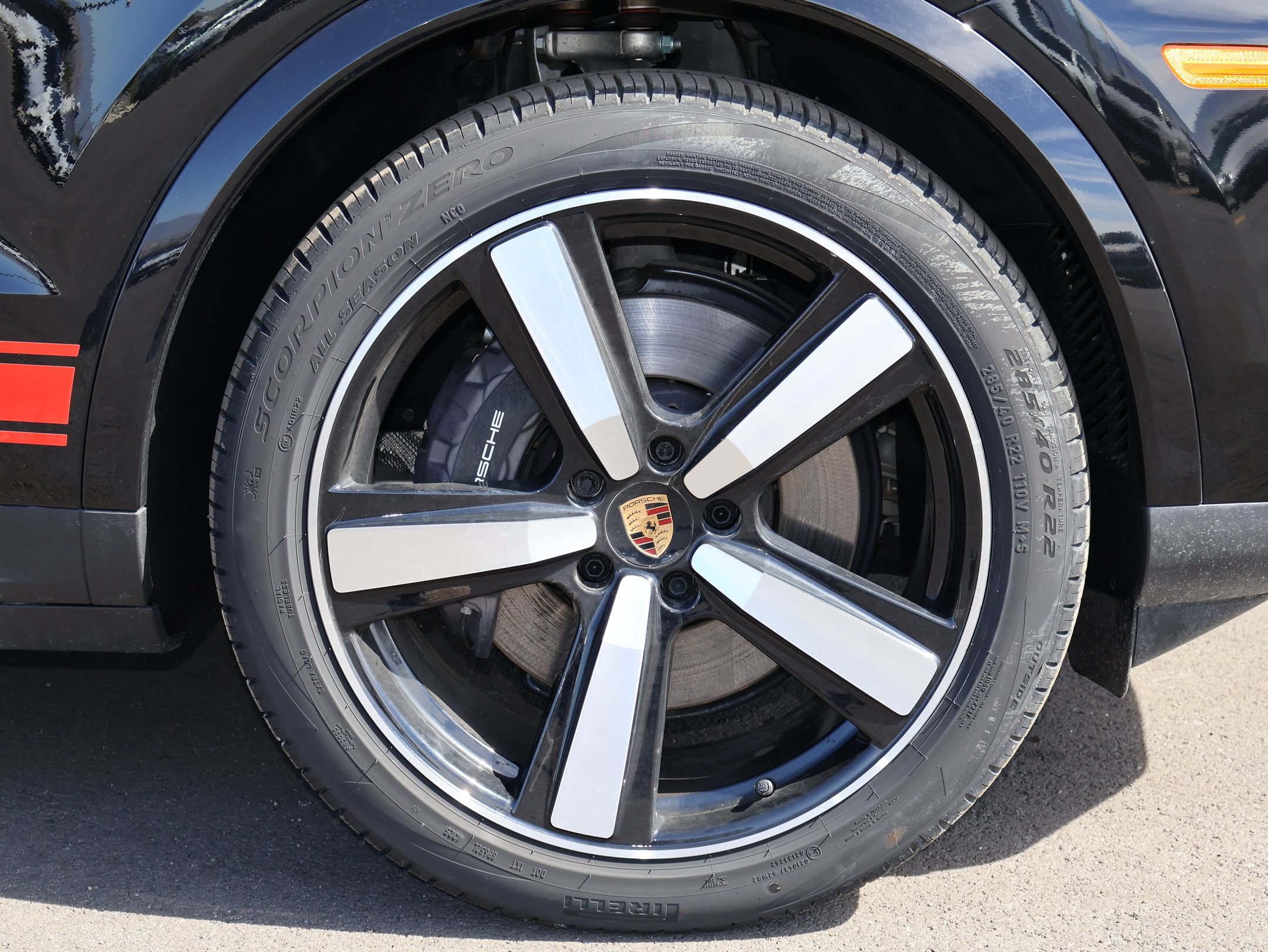 New 2026 Porsche Cayenne AWD/4WD image 12