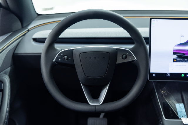 Used 2026 Tesla Model Y Long Range AWD/4WD image 12