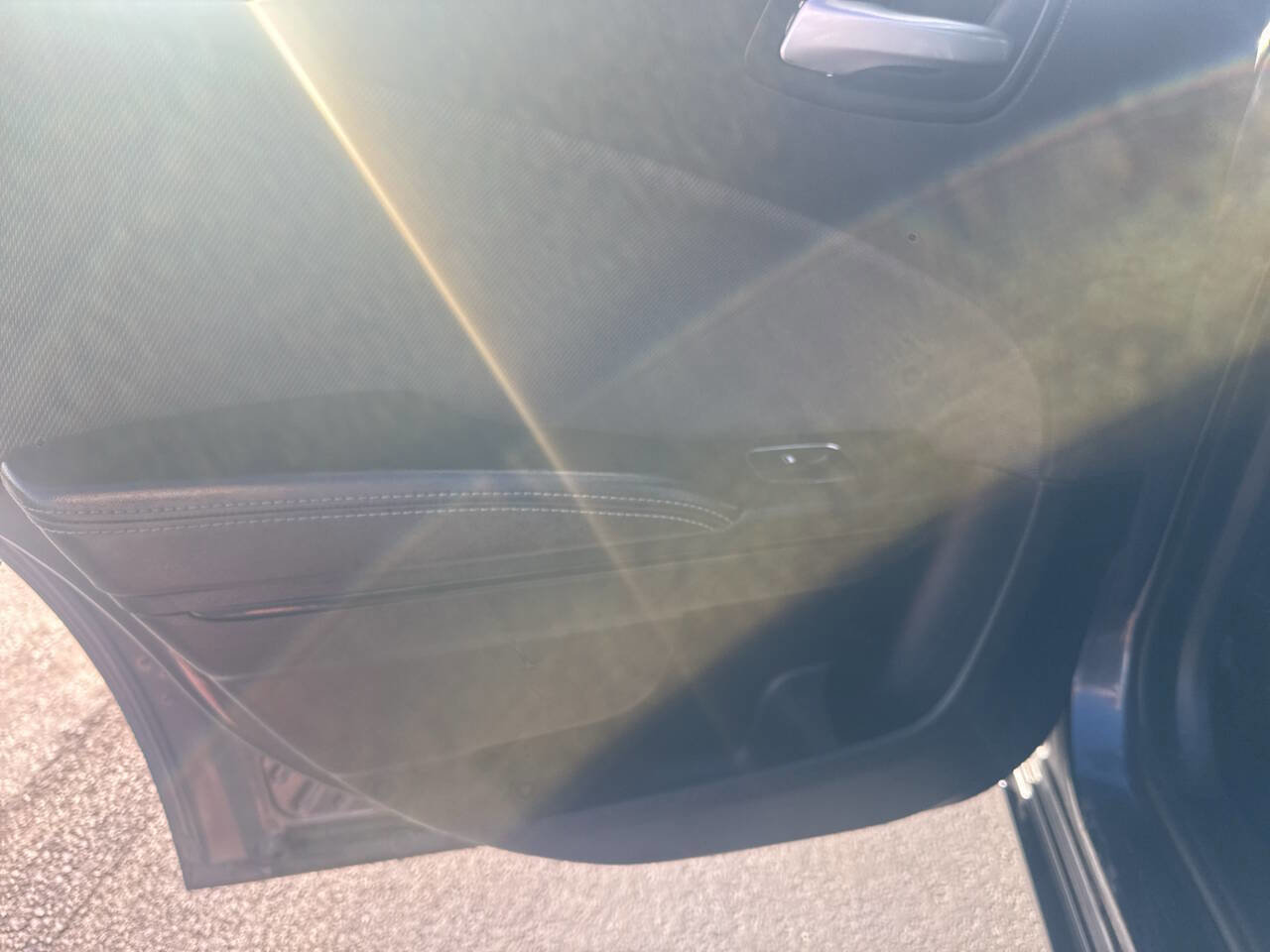 Used 2018 Dodge Charger SXT w/ Blacktop Package image 17